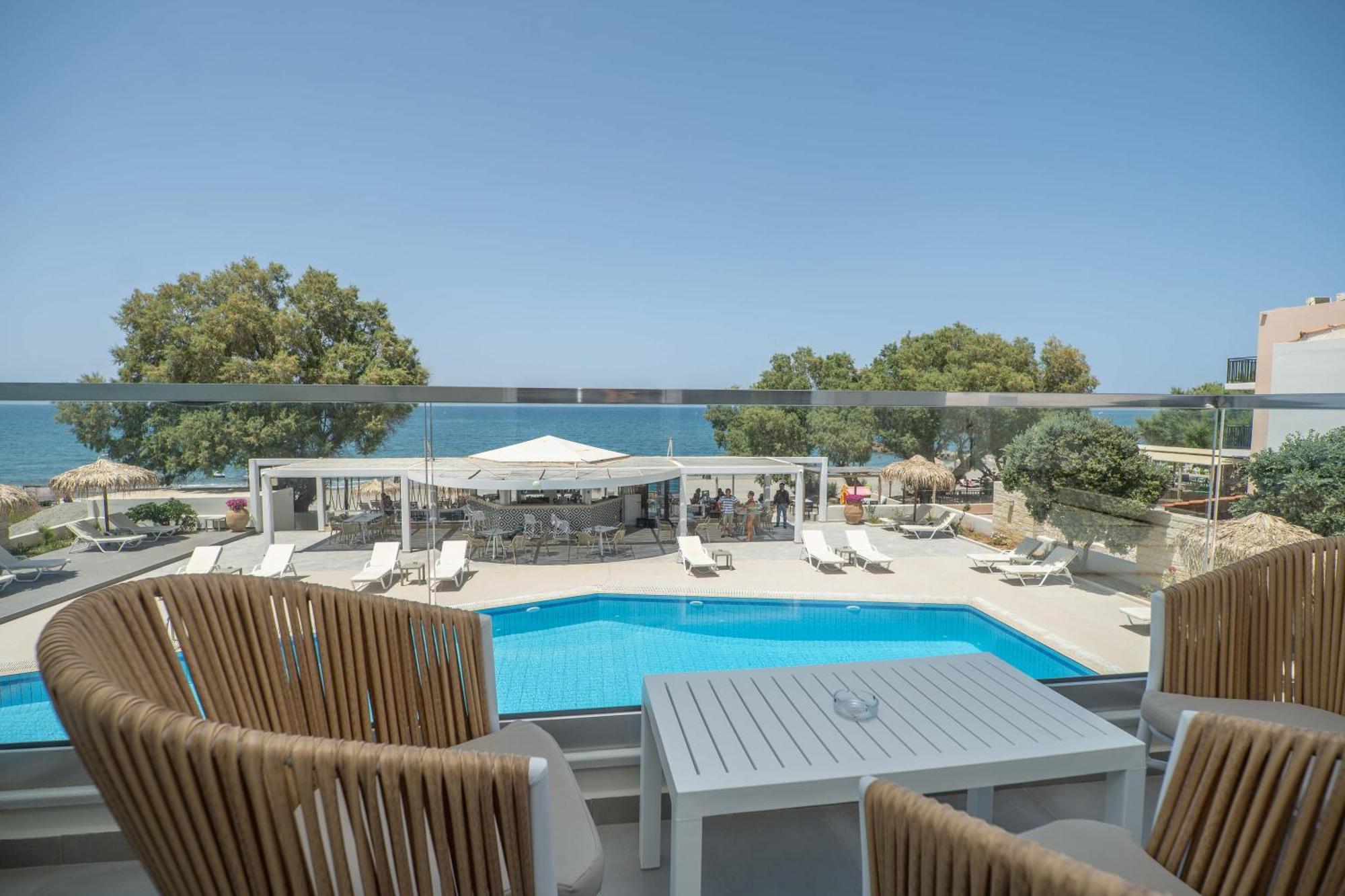Alexia Beach Hotel Agia Marina Extérieur photo