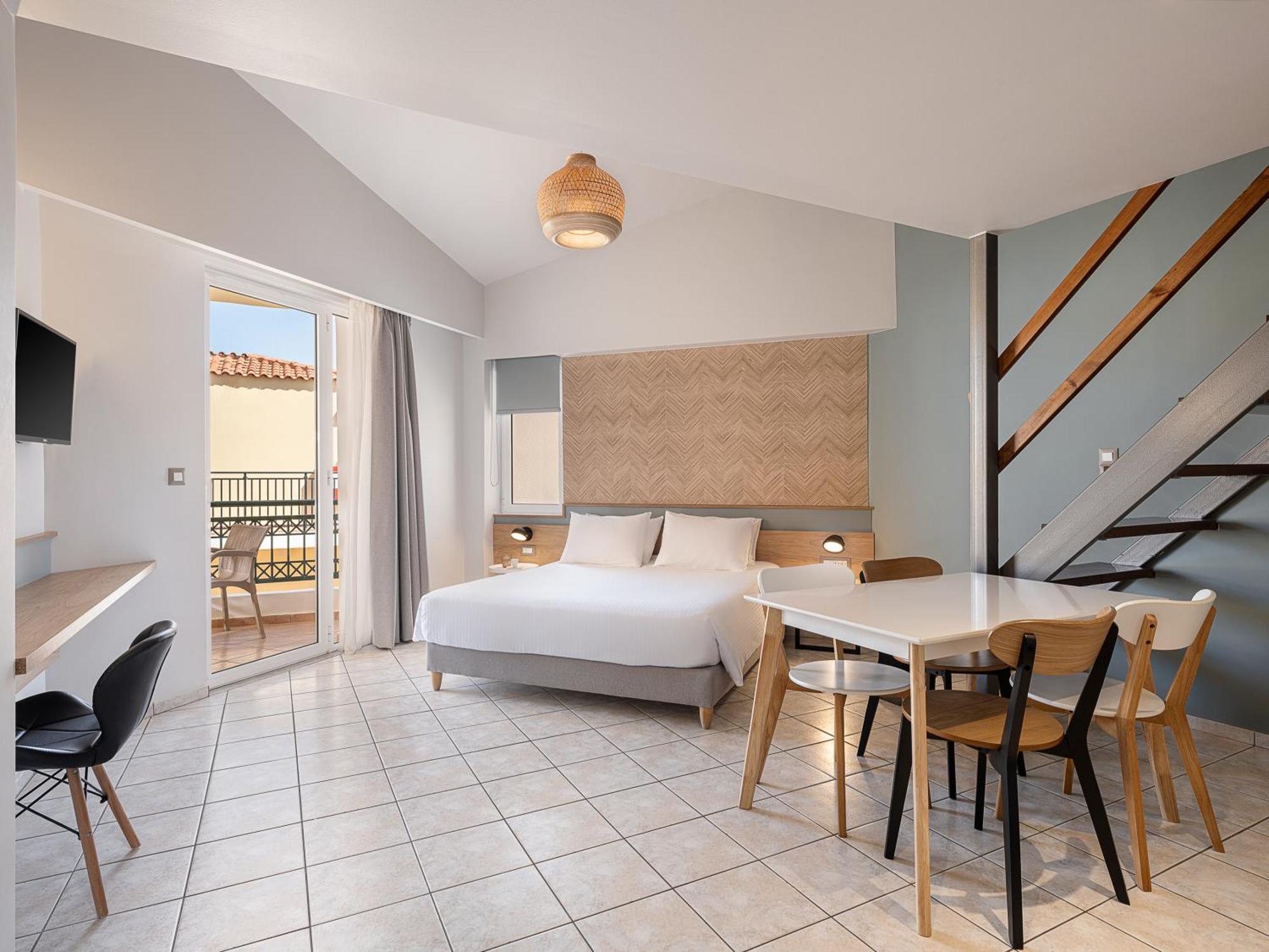 Alexia Beach Hotel Agia Marina Extérieur photo