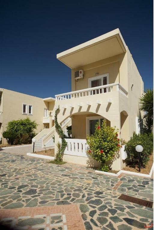 Alexia Beach Hotel Agia Marina Extérieur photo
