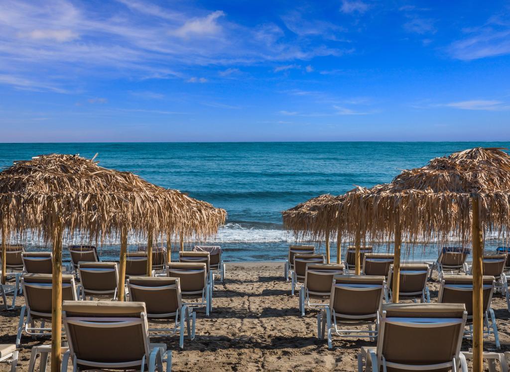 Alexia Beach Hotel Agia Marina Extérieur photo